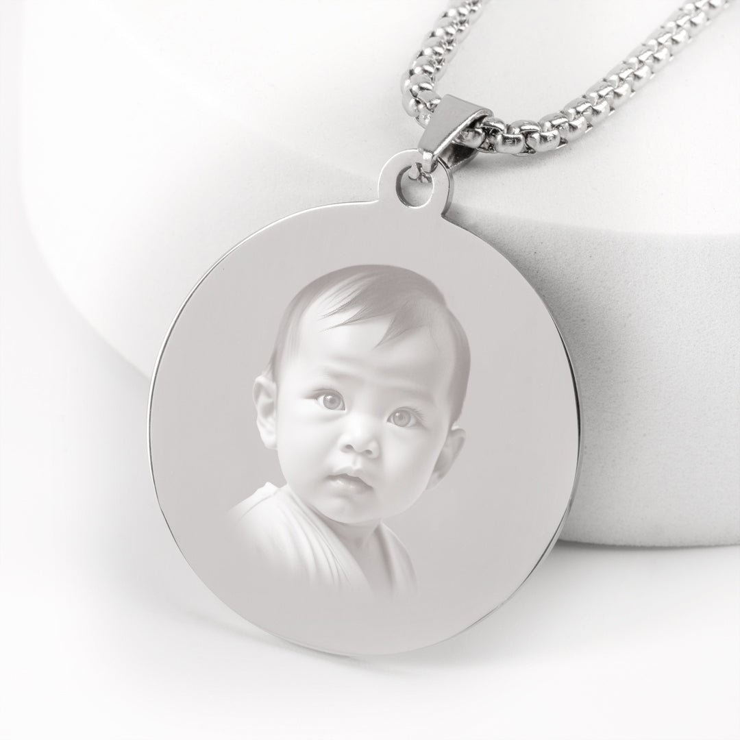 Twist Round Engravable Pendant Necklace