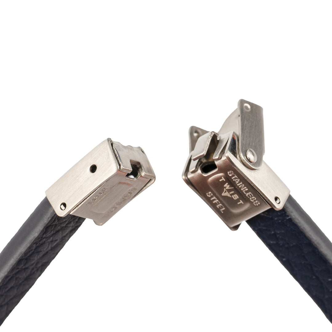 Twist Signature Leather Bracelet