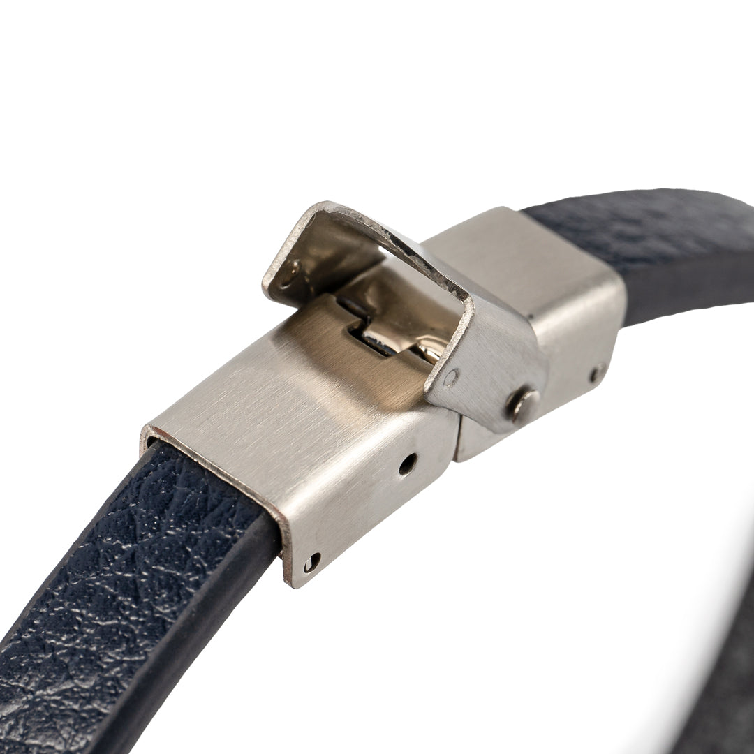 Twist Signature Leather Bracelet